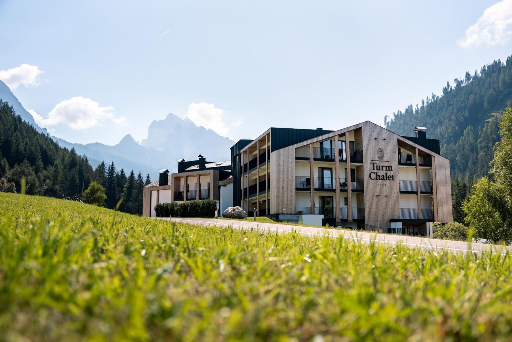 Turmchalet Braies  Exterior photo